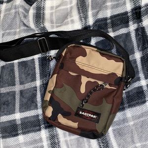 Fanny pack